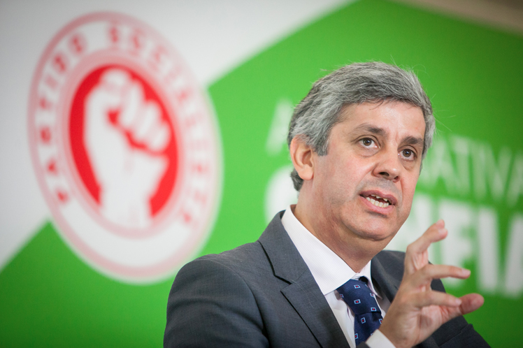 Mário Centeno responde em direto aos cidadãos