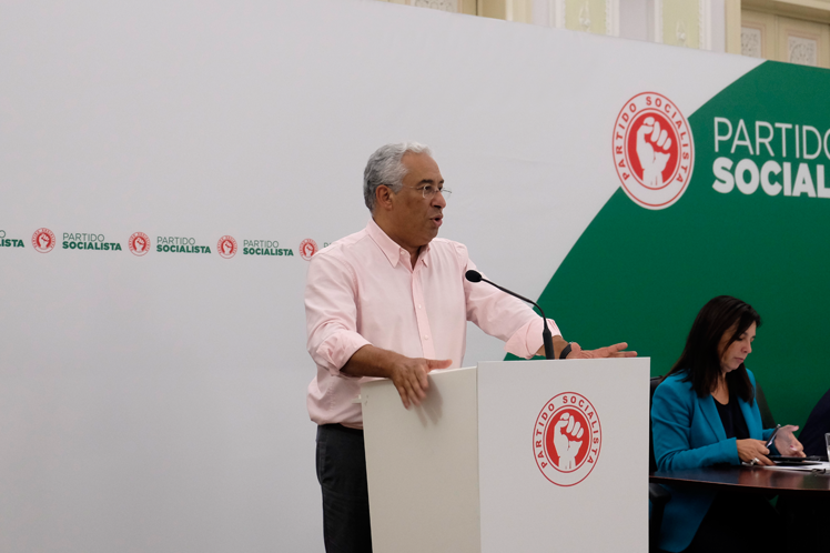 Presidente da República criou uma crise política inútil