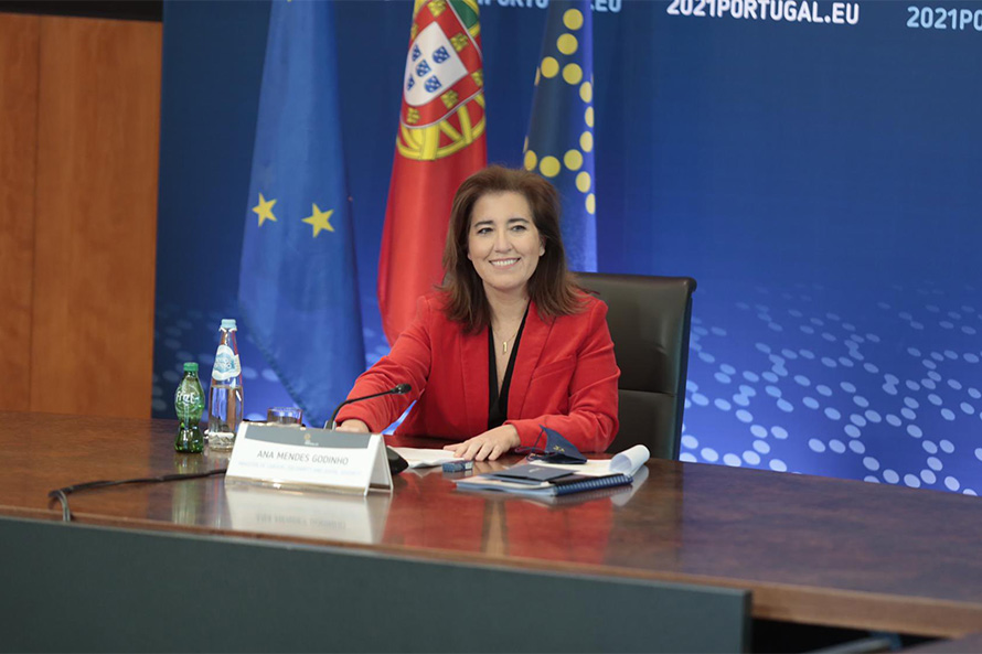 Pilar Social define emprego, qualificações e combate à pobreza como prioridades para a Europa