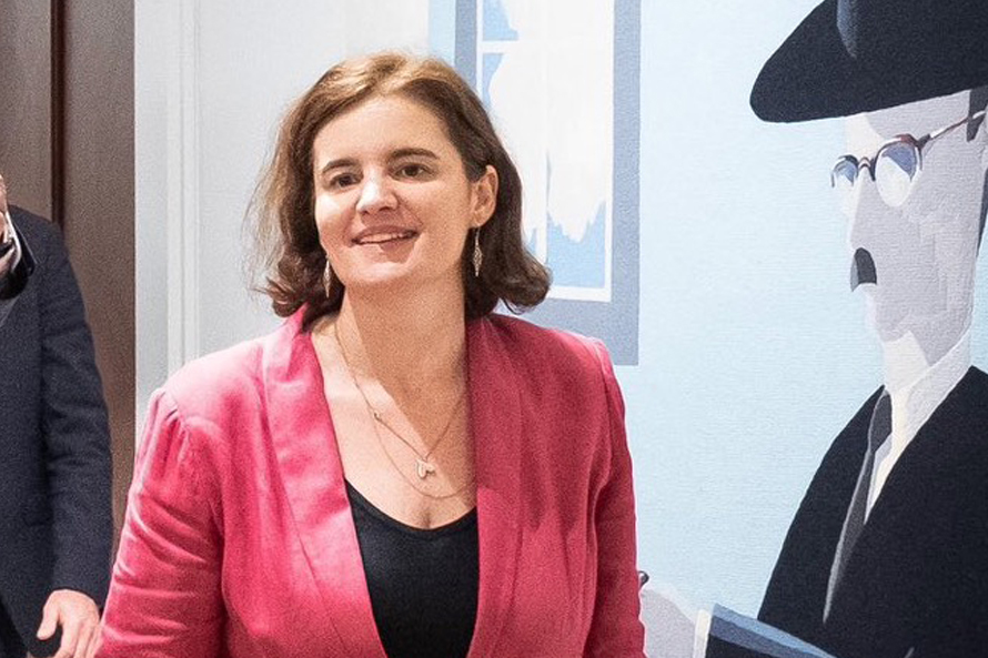 Recrutamento de mais de 3.700 trabalhadores para o Estado