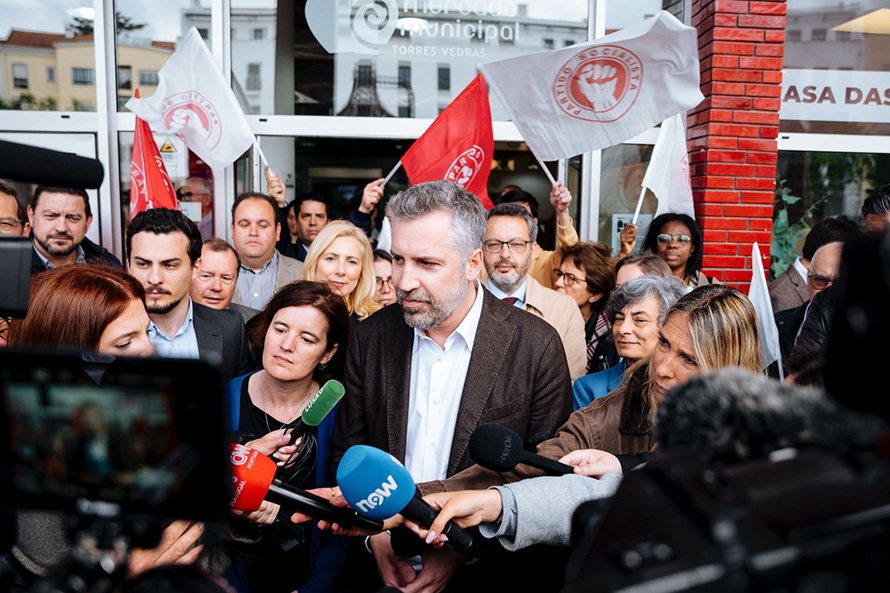 Pedro Nuno Santos questiona Montenegro e repudia ataque do PSD à liberdade de imprensa