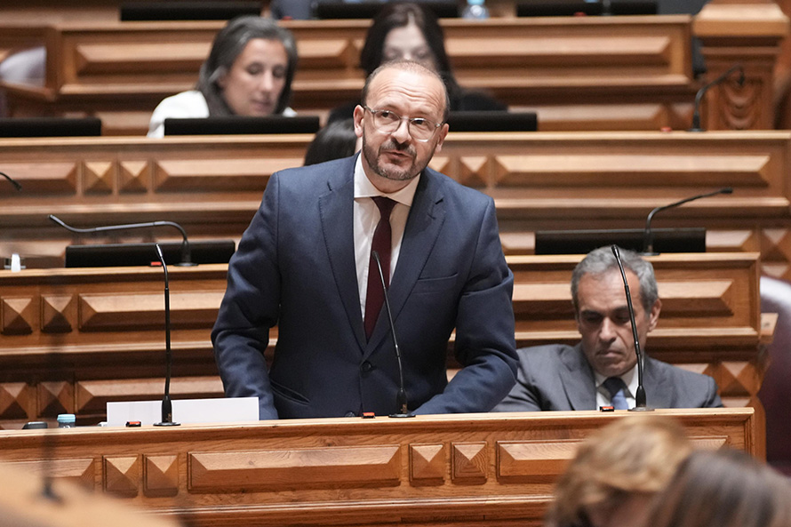 PS questiona Governo sobre cortes na reprogramação do PRR e dos atrasos na sua execução