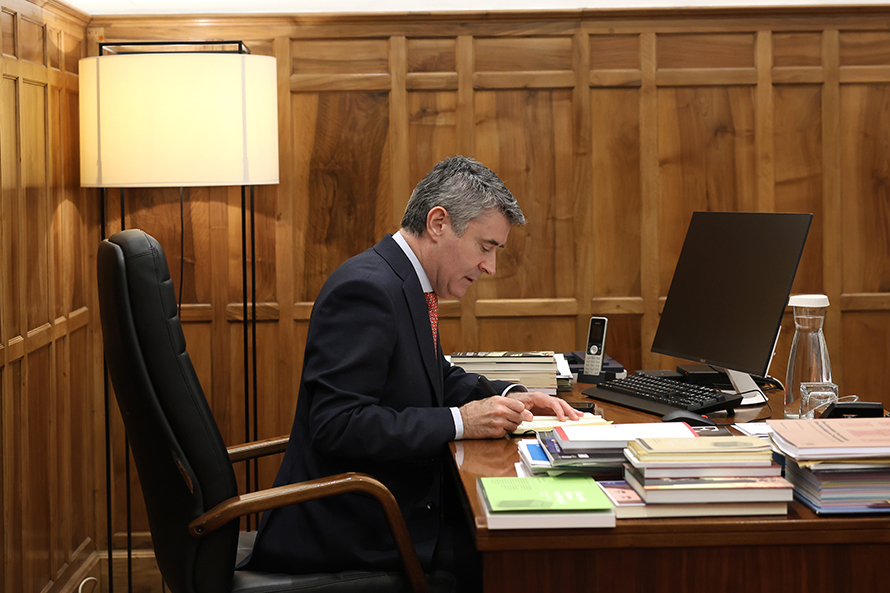 PS manifesta solidariedade com o povo espanhol