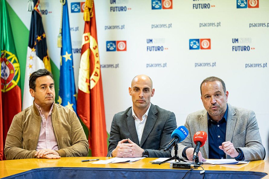 PS propõe fundo para captar novas rotas aéreas e travar crise no turismo dos Açores