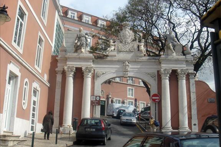 Ministério cria grupo de avaliação às urgências hospitalares de Lisboa