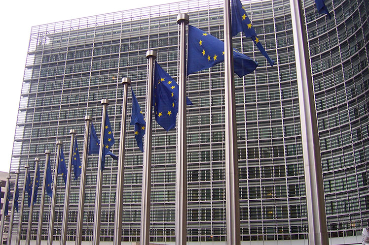 Comissão Europeia vai reconhecendo realidade do país