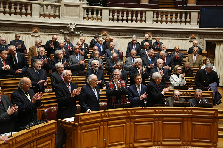 Assembleia da República enaltece legado dos constituintes à democracia