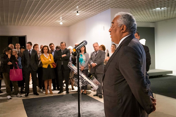 Conhecimento é a base do desenvolvimento do país