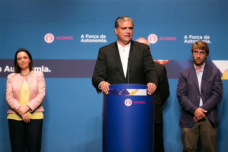 Voto forte no PS dá mais força aos Açores