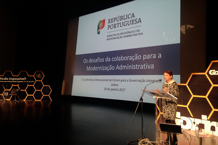 Responder ao desafio da modernização do sector social
