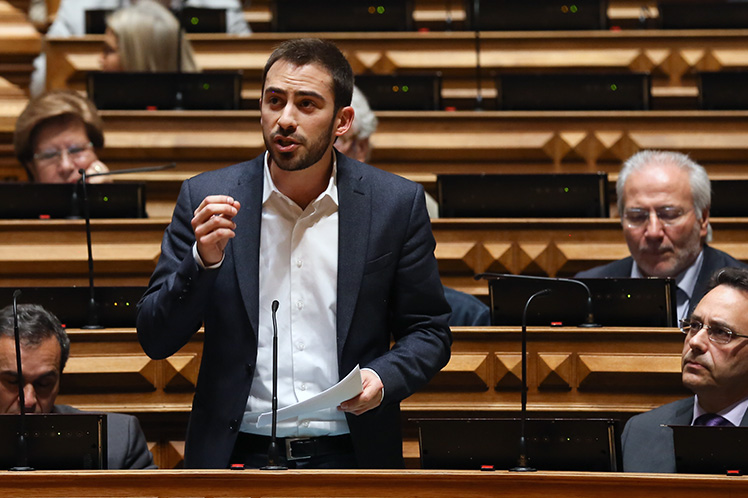 PS quer uma escola pública inclusiva, democrática e plural