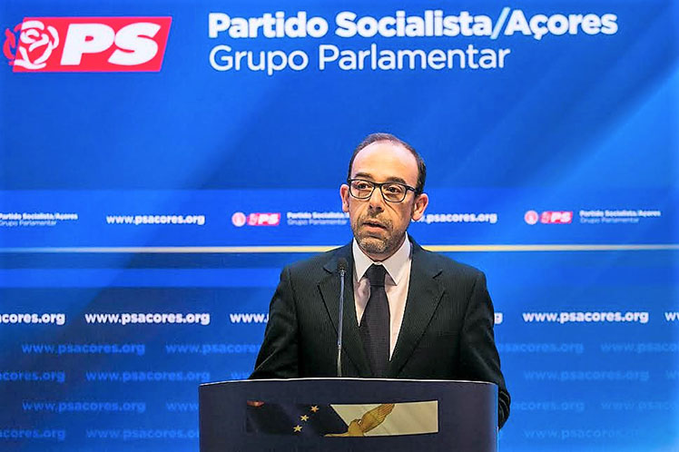 PS assume a missão de melhorar condições de vida dos açorianos