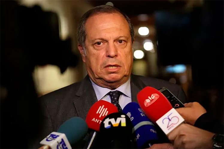 Carlos César sublinha momento de luto nacional