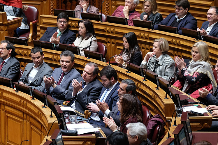 Eleições para direção da bancada no dia 18