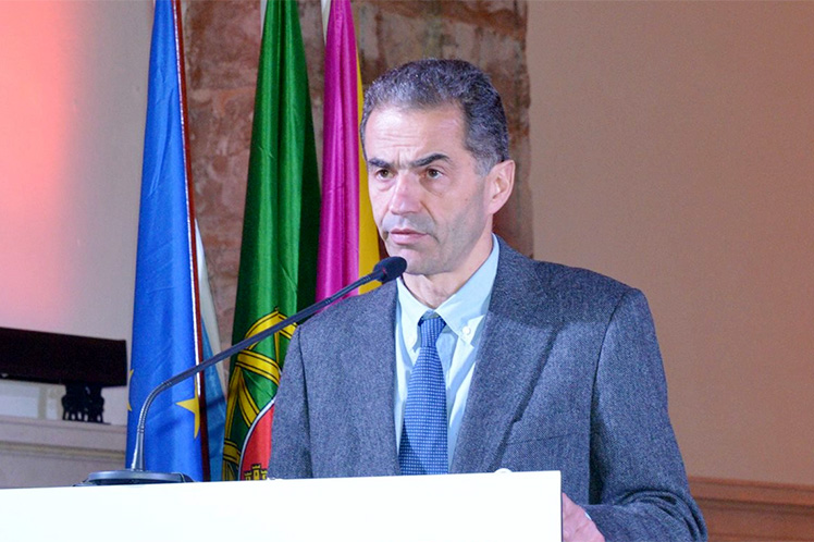 Governo “cumpre na íntegra” verbas para Ensino Superior