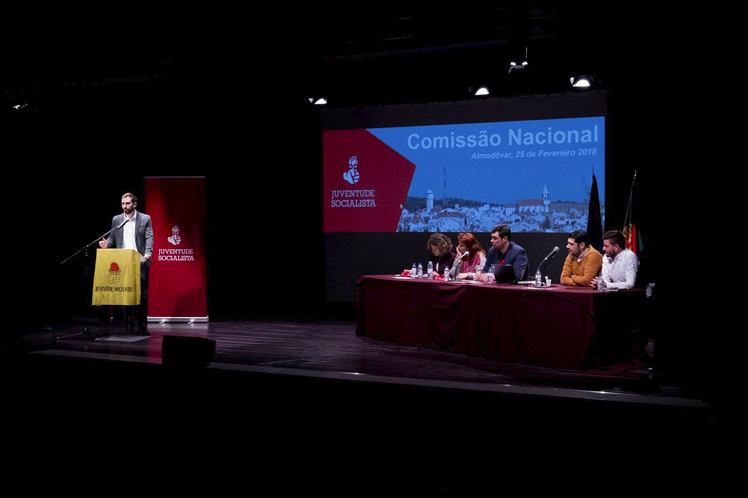 Fim da precariedade no sistema científico na agenda dos jovens socialistas