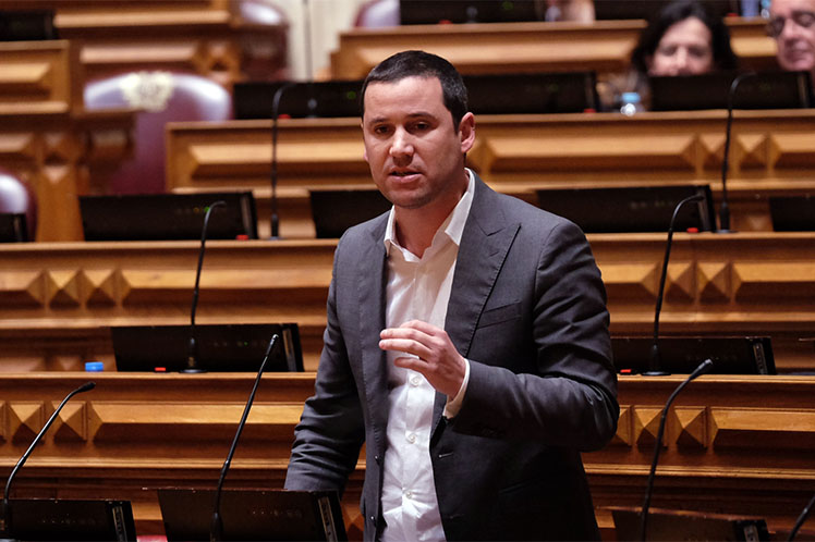 PS lamenta “alarmismo irresponsável” do PSD