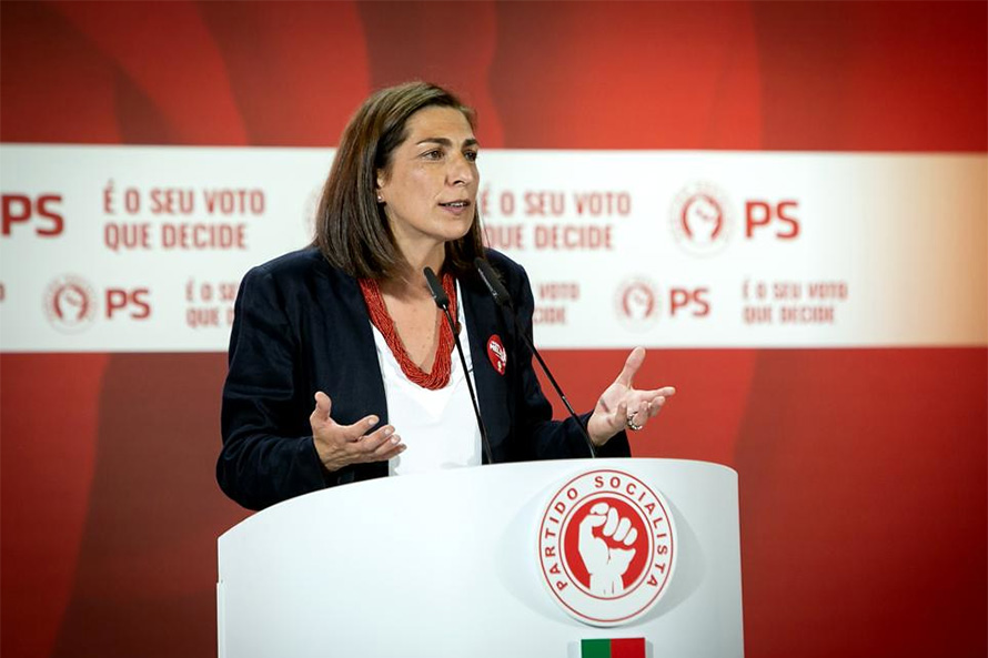 Ana Catarina Mendes desafia Passos Coelho a «cumprir a palavra» de votar no PS