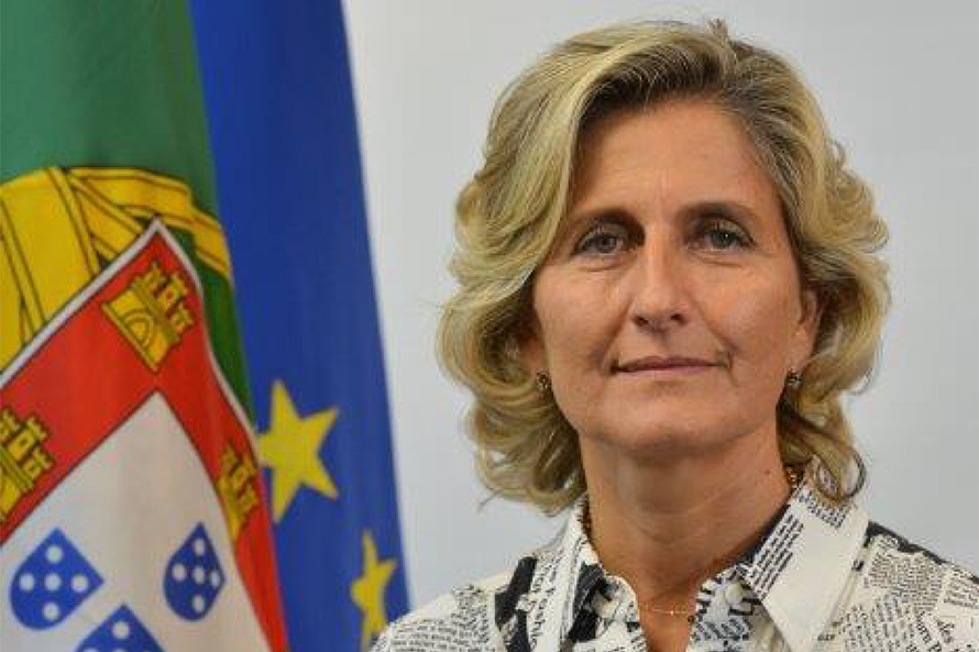 Ministra da Coesão Territorial promete “compromisso” e trabalho no terreno
