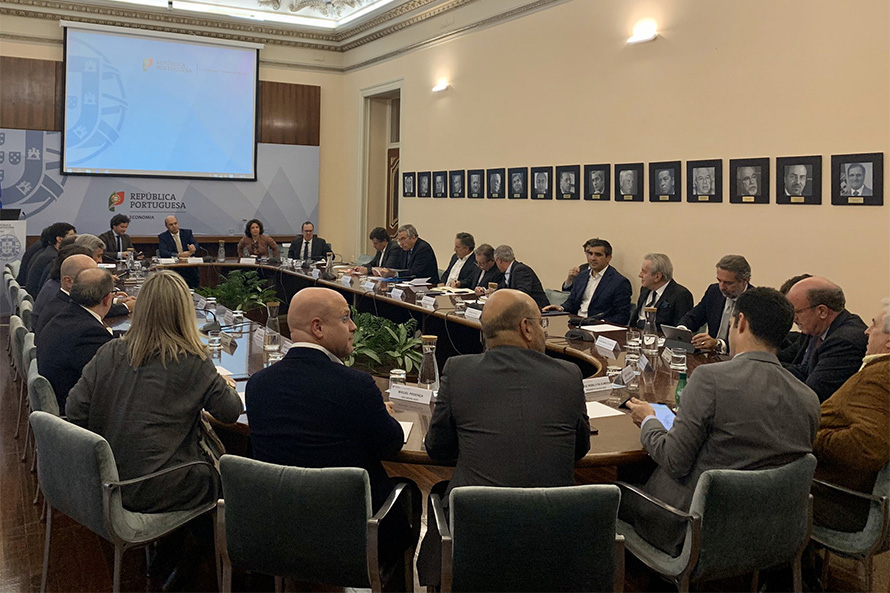 Governo vai trabalhar “todos os dias” com o setor do Turismo