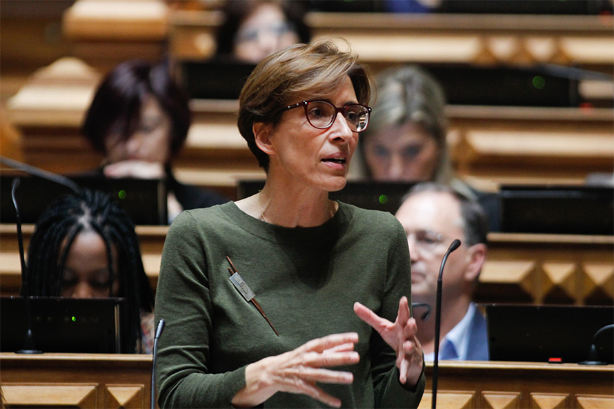 PS disponível para todos os debates que esclareçam os portugueses