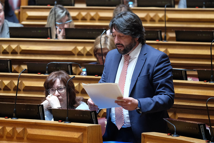 Deputados do PS questionam ministro das Finanças sobre encerramento do balcão da CGD no Prior Velho