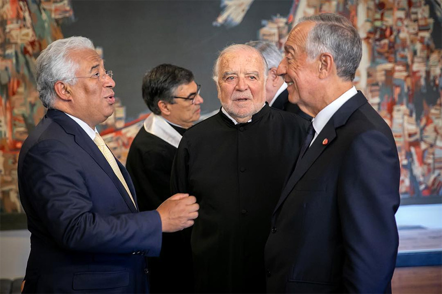 A ameaça do populismo torna imperativo reforçar os valores da democracia