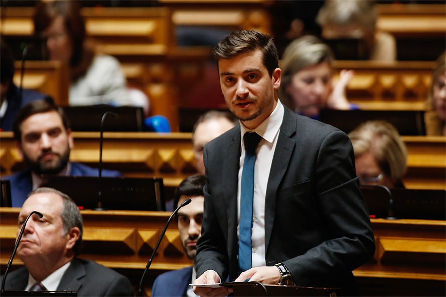 PS apela a consenso para melhorar regime jurídico do combate à violência no desporto