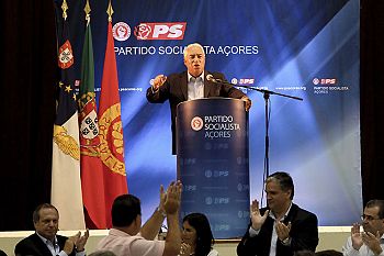 Valorizar regiões autónomas e defender autonomia regional