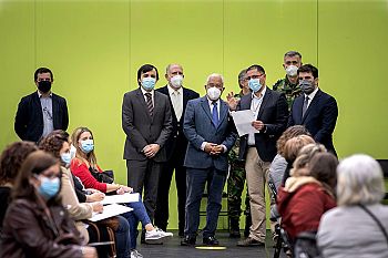 Portugal vai triplicar a administração de vacinas em abril