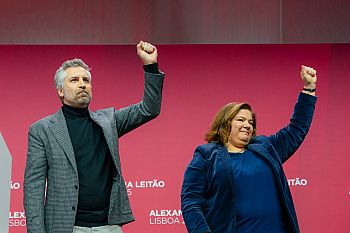Sentido de responsabilidade e de Estado do PS obriga-o a exigir um país com transparência