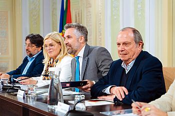 PS aprova listas com “unidade e entusiasmo” para mobilizar o país e ganhar as Legislativas