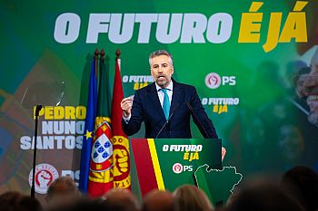 PS apresenta visão de futuro com novo impulso para Portugal