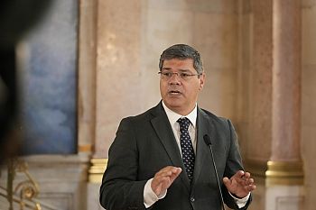 Lei dos estrangeiros trava a imigração e o crescimento da economia