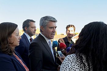 PS acusa Governo de bloquear diálogo e defende uma negociação real