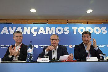 Carlos César destaca “unidade forte” e “vitalidade” do partido na eleição dos novos órgãos
