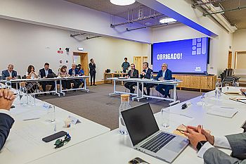 PS constrói nova matriz económica em diálogo com quem trabalha e produz