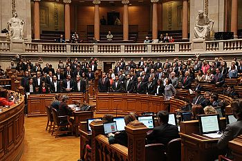 PS salienta acordo histórico com esquerda em defesa dos trabalhadores