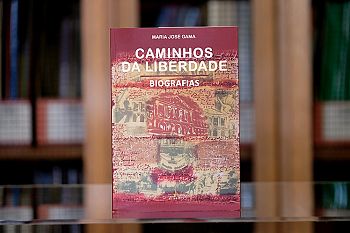 “Caminhos da Liberdade - Biografias”, de Maria José Gama