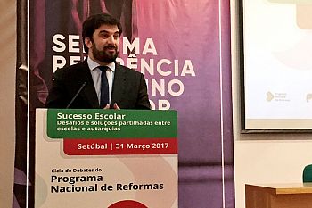 Construir o sucesso escolar com o compromisso de todos