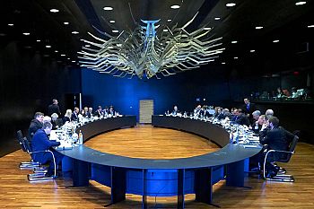 União Europeia condena a ofensiva militar turca na Síria