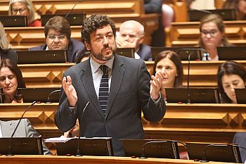 PS ajuda a promover consenso sobre tempo de intervenção dos deputados únicos