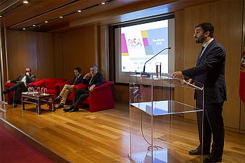 Governo sublinha melhoria “consistente” do sistema educativo português