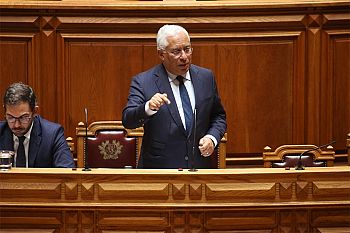 António Costa quer resposta pronta da UE e emissão conjunta de dívida