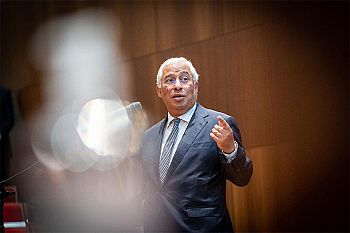 Emprego e qualificação, modernização das infraestruturas, reforço do SNS e aposta na transição digital