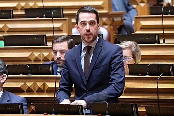 PS apela ao consenso sobre mercado de arrendamento