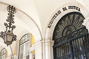 Governo quer mais e melhor justiça