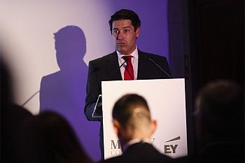 Governo tem hoje outras condições para mais investimento público