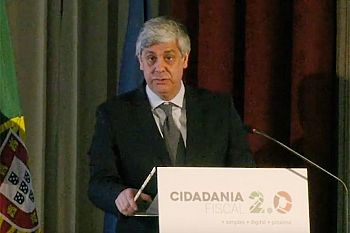 Desenvolver uma relação informada e transparente com os contribuintes