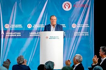 Carlos César pede “votação destacada” no PS para evitar desvios no caminho